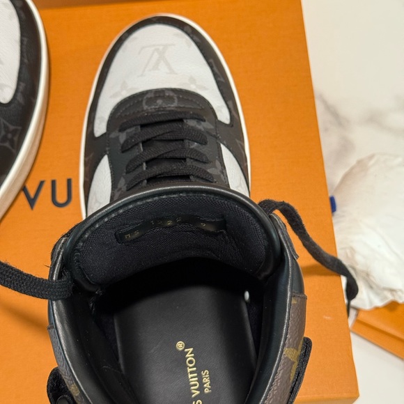 Like new - Picture 16 of 16